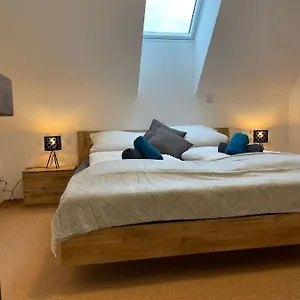 Uii Apartment